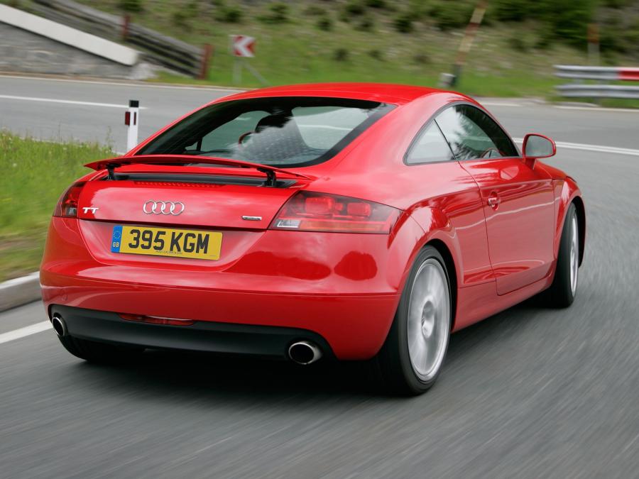  Audi TT Coupe (8J) 2006 года  (UK) (фото 20 из 20)